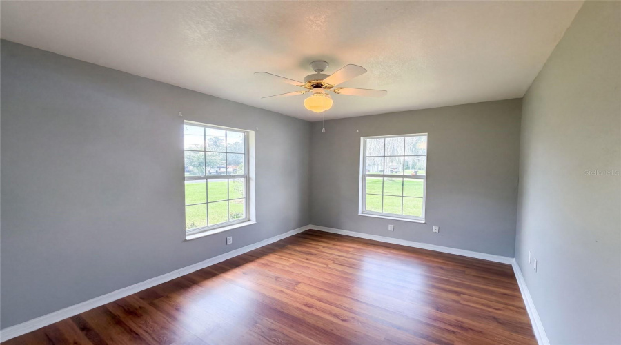 Belleview, Florida 34420, 3 Bedroom Bedrooms, ,2 Bathroombathrooms,Residential,For Sale,54Th,0,Mfro6433540