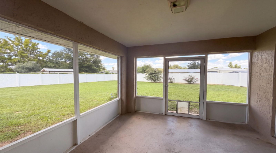 Belleview, Florida 34420, 3 Bedroom Bedrooms, ,2 Bathroombathrooms,Residential,For Sale,54Th,0,Mfro6433540