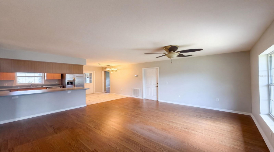 Belleview, Florida 34420, 3 Bedroom Bedrooms, ,2 Bathroombathrooms,Residential,For Sale,54Th,0,Mfro6433540