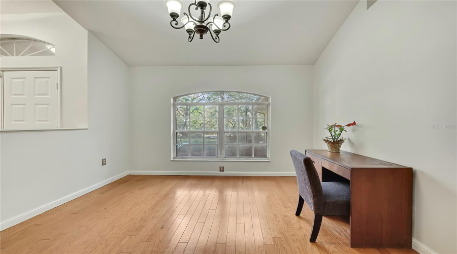 Dining / Den
