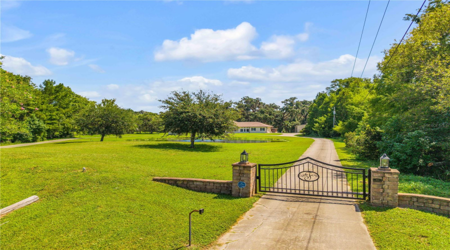 Edgewater, Florida 32132, 4 Bedroom Bedrooms, ,3 Bathroombathrooms,Residential,For Sale,Old Mission,0,Mfrns1088982