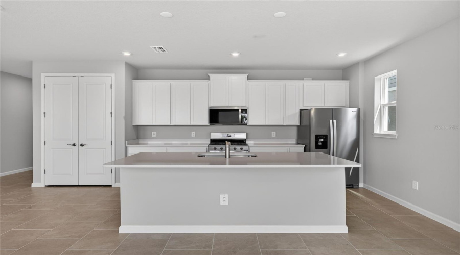 Parrish, Florida 34219, 3 Bedroom Bedrooms, ,2 Bathroombathrooms,Residential,For Sale,Oxeye,0,Mfrtb8487169