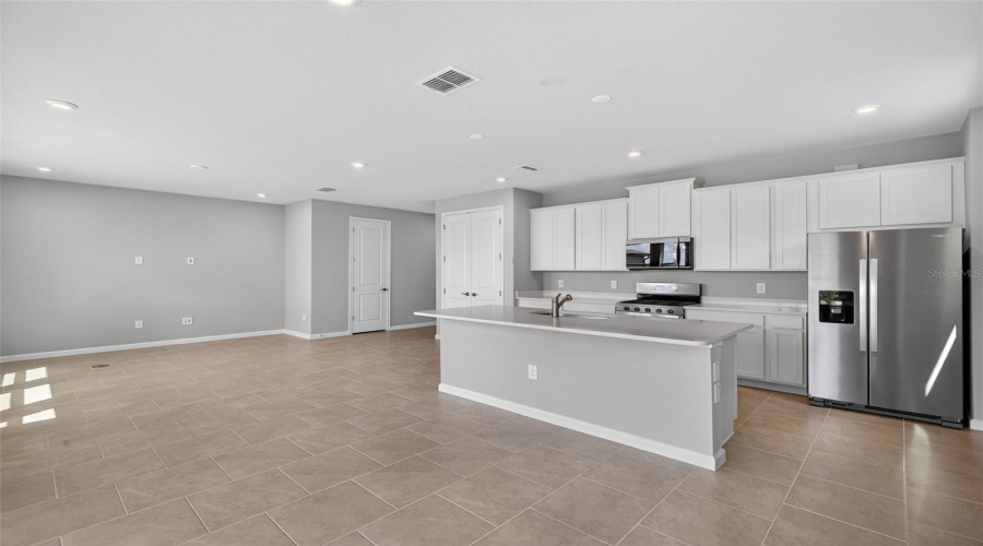 Parrish, Florida 34219, 3 Bedroom Bedrooms, ,2 Bathroombathrooms,Residential,For Sale,Oxeye,0,Mfrtb8487169