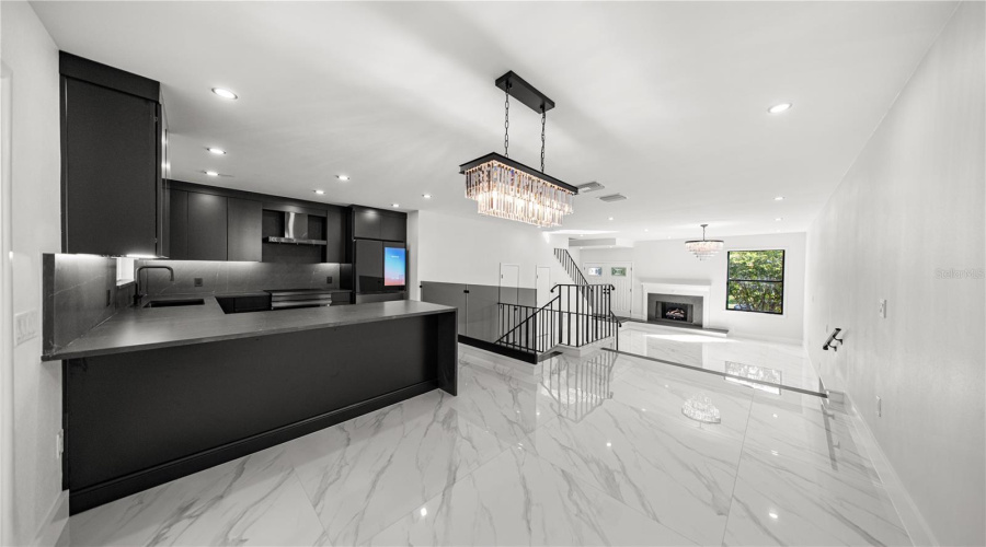Tampa, Florida 33606, 2 Bedroom Bedrooms, ,2 Bathroombathrooms,Residential,For Sale,Davis,0,Mfrtb8538962