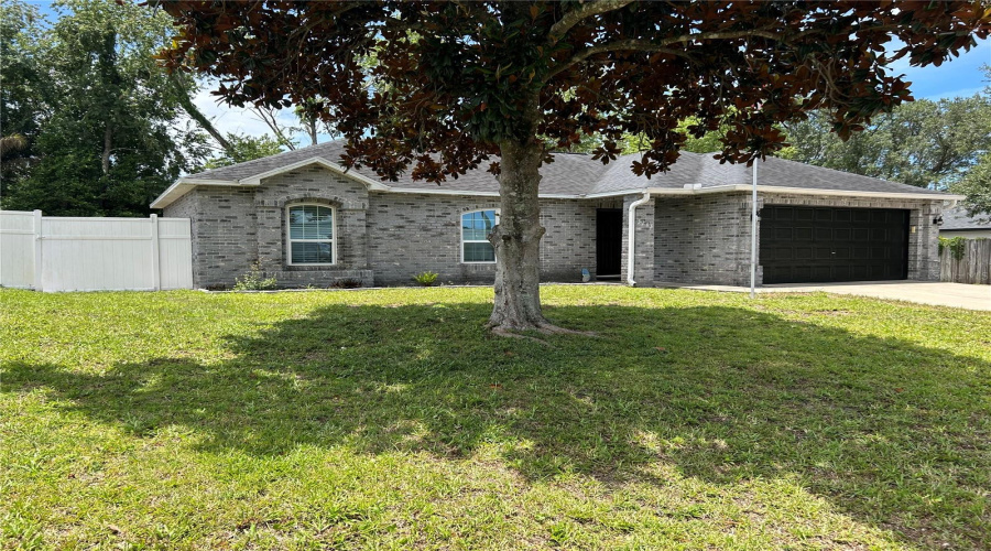 Deltona, Florida 32725, 4 Bedroom Bedrooms, ,2 Bathroombathrooms,Residential,For Sale,Bretton Woods,0,Mfrv4950896