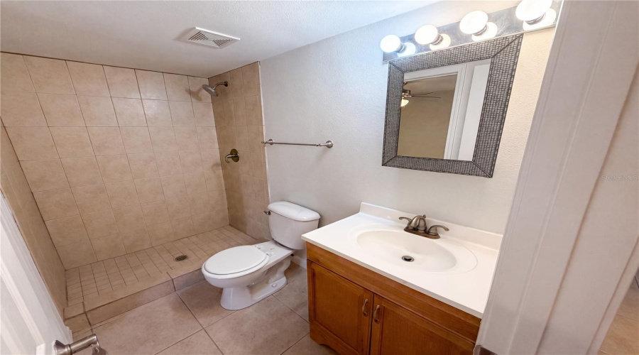 Titusville, Florida 32796, 3 Bedroom Bedrooms, ,3 Bathroombathrooms,Residential,For Sale,Dairy,0,Mfro6427221