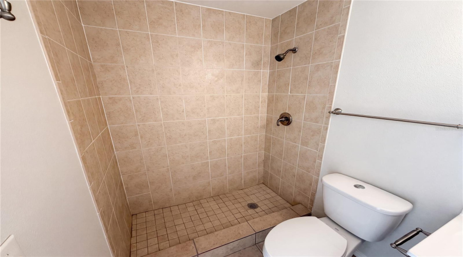 Titusville, Florida 32796, 3 Bedroom Bedrooms, ,3 Bathroombathrooms,Residential,For Sale,Dairy,0,Mfro6427221