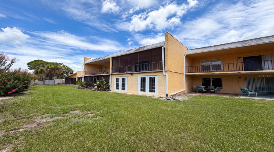 Titusville, Florida 32796, 3 Bedroom Bedrooms, ,3 Bathroombathrooms,Residential,For Sale,Dairy,0,Mfro6427221