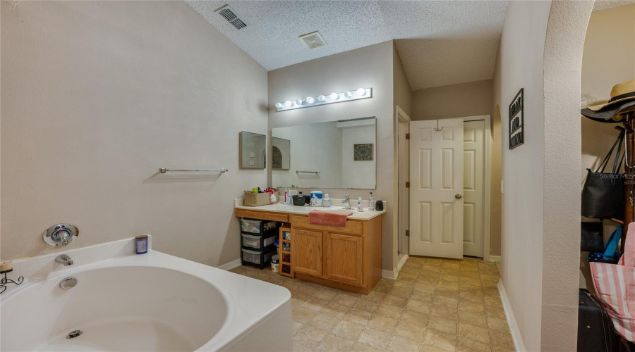 Palm Coast, Florida 32164, 5 Bedroom Bedrooms, ,2 Bathroombathrooms,Residential,For Sale,Zircon,0,Mfrfc311305