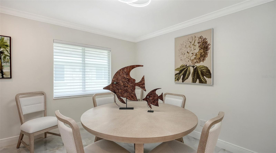 Sarasota, Florida 34236, 2 Bedroom Bedrooms, ,2 Bathroombathrooms,Residential,For Sale,Benjamin Franklin,0,Mfra4696174