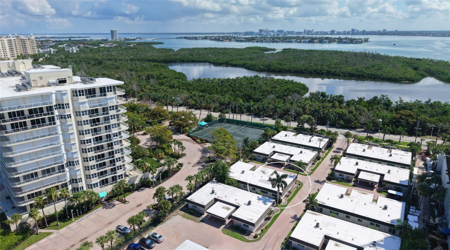Sarasota, Florida 34236, 2 Bedroom Bedrooms, ,2 Bathroombathrooms,Residential,For Sale,Benjamin Franklin,0,Mfra4696174