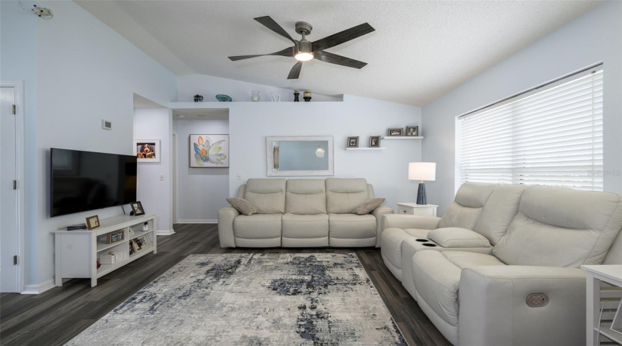 Ormond Beach, Florida 32174, 3 Bedroom Bedrooms, ,2 Bathroombathrooms,Residential,For Sale,Spiveys,0,Mfrns1088496