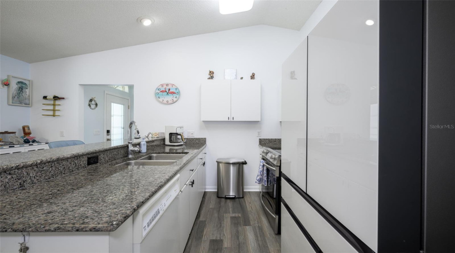 Ormond Beach, Florida 32174, 3 Bedroom Bedrooms, ,2 Bathroombathrooms,Residential,For Sale,Spiveys,0,Mfrns1088496