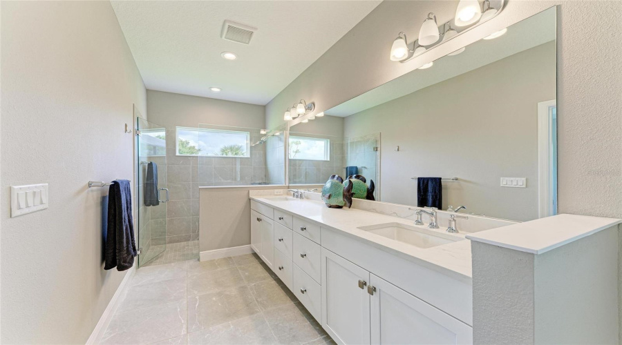 Ensuite Bath With Dual Sinks &Amp; Large Shower