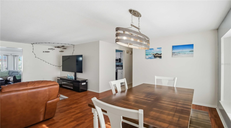 Bradenton, Florida 34210, 3 Bedroom Bedrooms, ,2 Bathroombathrooms,Residential,For Sale,99Th,0,Mfra4691291