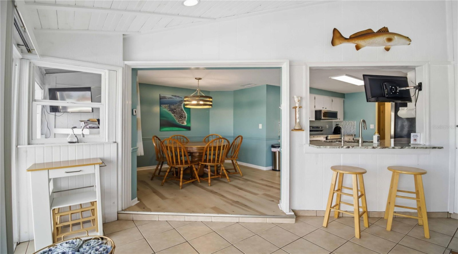 Bradenton, Florida 34210, 3 Bedroom Bedrooms, ,2 Bathroombathrooms,Residential,For Sale,99Th,0,Mfra4691291