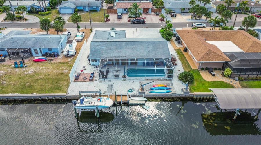 Bradenton, Florida 34210, 3 Bedroom Bedrooms, ,2 Bathroombathrooms,Residential,For Sale,99Th,0,Mfra4691291
