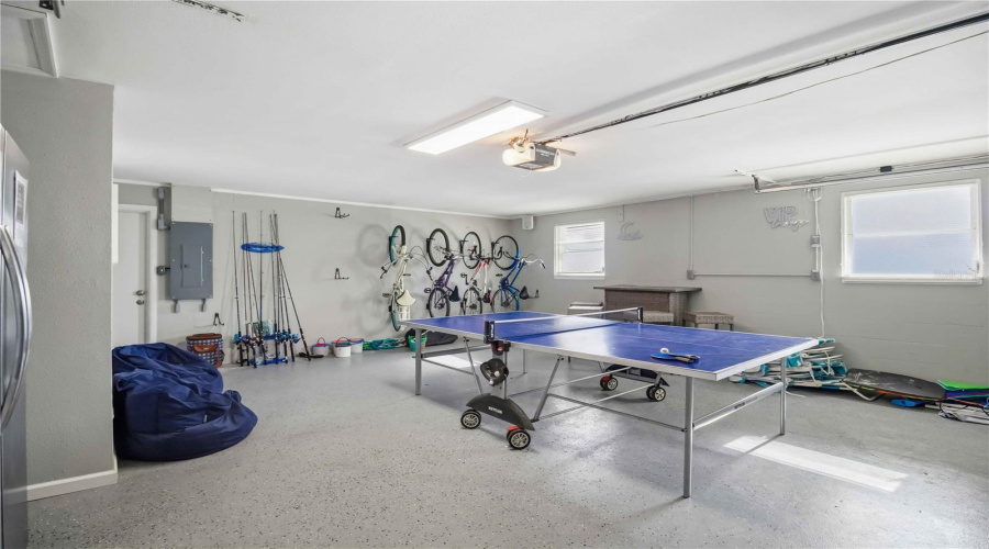 Bradenton, Florida 34210, 3 Bedroom Bedrooms, ,2 Bathroombathrooms,Residential,For Sale,99Th,0,Mfra4691291