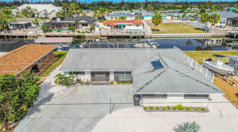 Bradenton, Florida 34210, 3 Bedroom Bedrooms, ,2 Bathroombathrooms,Residential,For Sale,99Th,0,Mfra4691291