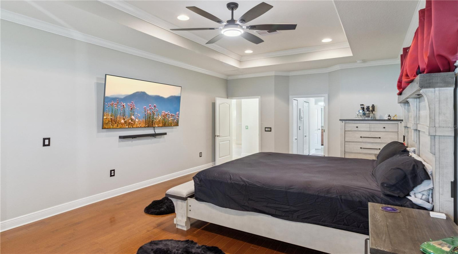 Lakeland, Florida 33810, 4 Bedroom Bedrooms, ,3 Bathroombathrooms,Residential,For Sale,Sunset Lake,0,Mfrs5153494