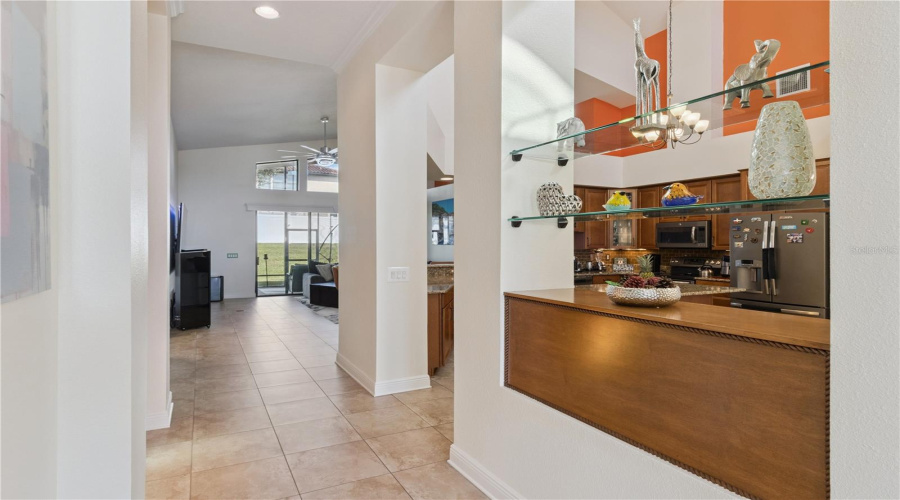 Lakeland, Florida 33810, 4 Bedroom Bedrooms, ,3 Bathroombathrooms,Residential,For Sale,Sunset Lake,0,Mfrs5153494