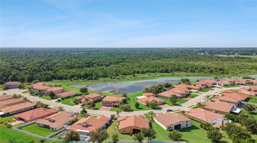Lakeland, Florida 33810, 4 Bedroom Bedrooms, ,3 Bathroombathrooms,Residential,For Sale,Sunset Lake,0,Mfrs5153494