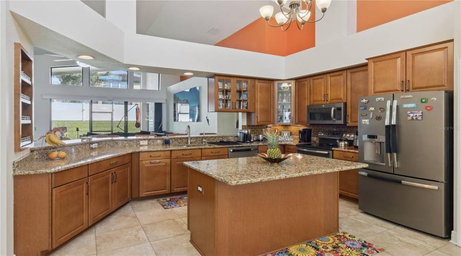 Lakeland, Florida 33810, 4 Bedroom Bedrooms, ,3 Bathroombathrooms,Residential,For Sale,Sunset Lake,0,Mfrs5153494