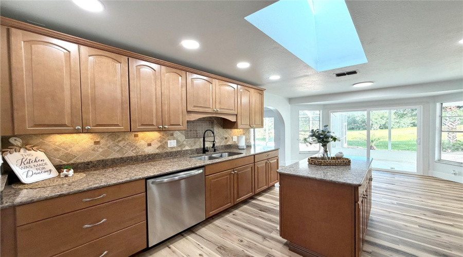 Ocala, Florida 34473, 3 Bedroom Bedrooms, ,2 Bathroombathrooms,Residential,For Sale,46Th,0,Mfrr4911835