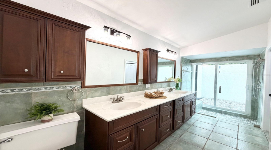 Ocala, Florida 34473, 3 Bedroom Bedrooms, ,2 Bathroombathrooms,Residential,For Sale,46Th,0,Mfrr4911835