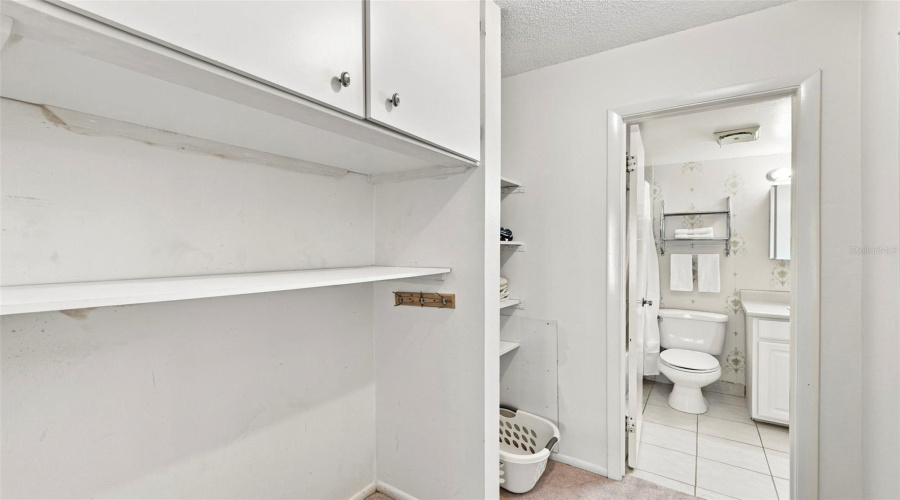 Clearwater, Florida 33759, 1 Bedroom Bedrooms, ,1 Bathroombathrooms,Residential,For Sale,State Road 590,0,Mfrtb8542343