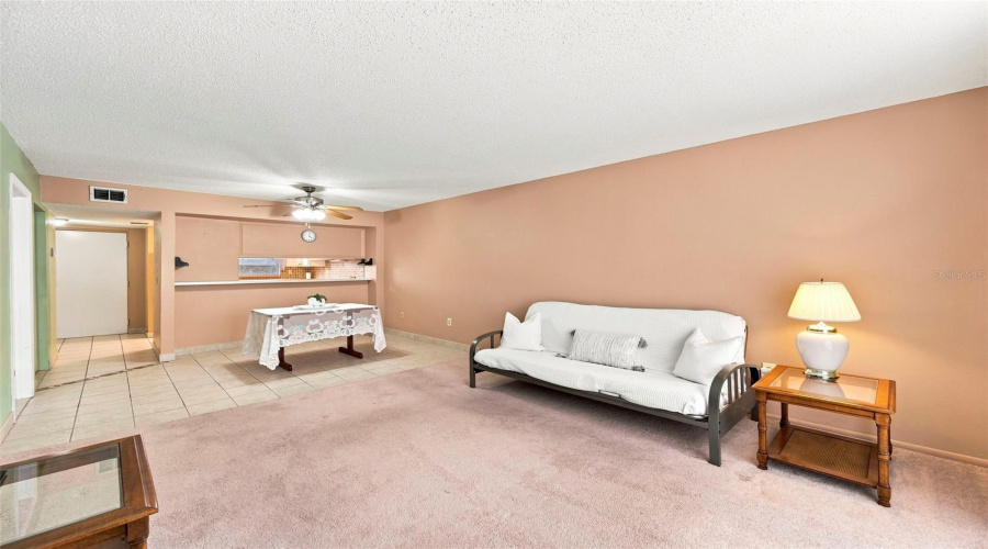 Clearwater, Florida 33759, 1 Bedroom Bedrooms, ,1 Bathroombathrooms,Residential,For Sale,State Road 590,0,Mfrtb8542343