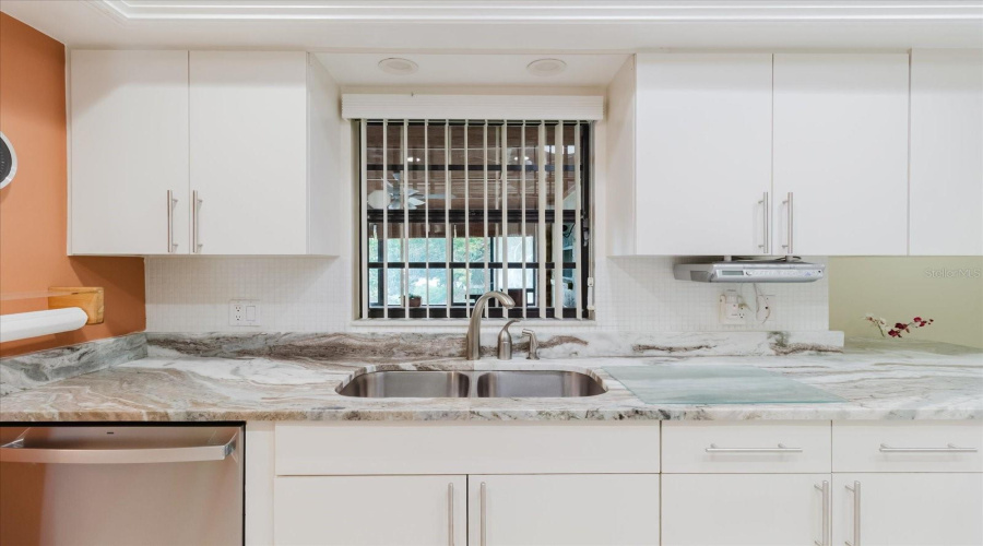 Tampa, Florida 33614, 4 Bedroom Bedrooms, ,2 Bathroombathrooms,Residential,For Sale,La Serena,0,Mfrtb8484918