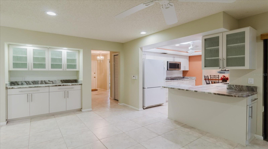 Tampa, Florida 33614, 4 Bedroom Bedrooms, ,2 Bathroombathrooms,Residential,For Sale,La Serena,0,Mfrtb8484918