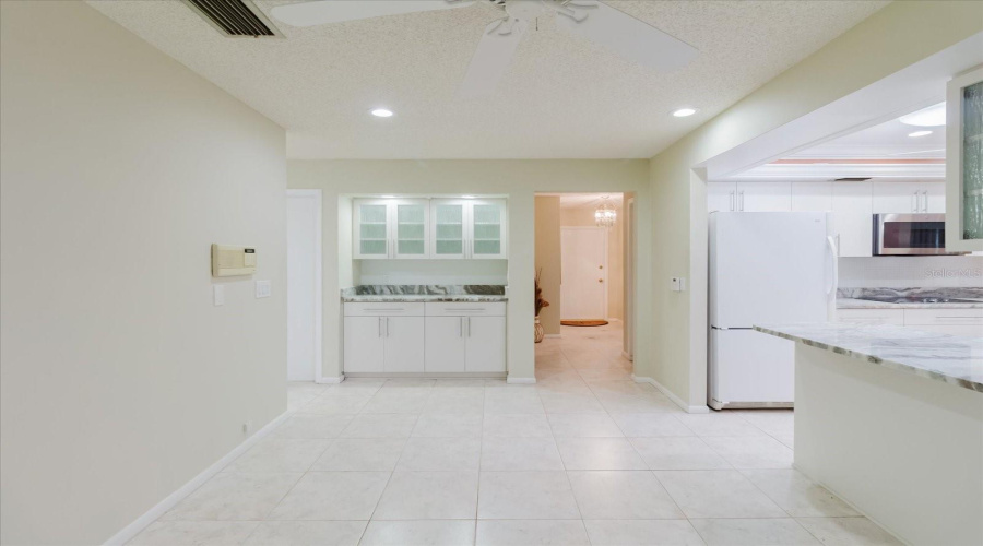 Tampa, Florida 33614, 4 Bedroom Bedrooms, ,2 Bathroombathrooms,Residential,For Sale,La Serena,0,Mfrtb8484918