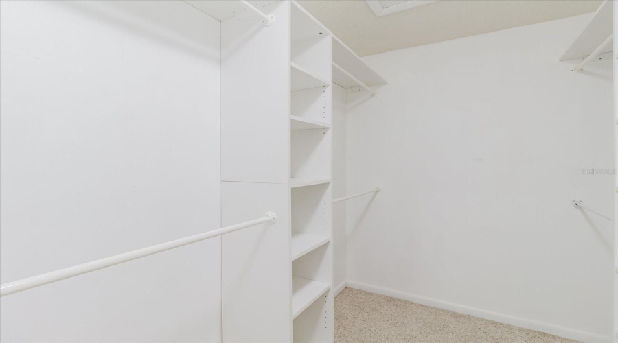 Tampa, Florida 33614, 4 Bedroom Bedrooms, ,2 Bathroombathrooms,Residential,For Sale,La Serena,0,Mfrtb8484918