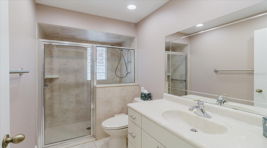 Tampa, Florida 33614, 4 Bedroom Bedrooms, ,2 Bathroombathrooms,Residential,For Sale,La Serena,0,Mfrtb8484918