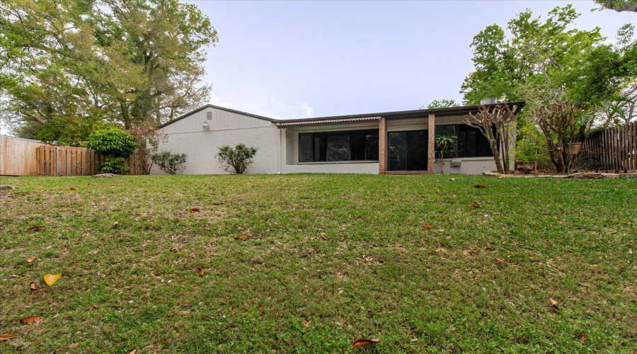 Tampa, Florida 33614, 4 Bedroom Bedrooms, ,2 Bathroombathrooms,Residential,For Sale,La Serena,0,Mfrtb8484918
