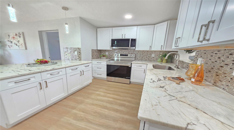 St Petersburg, Florida 33703, 4 Bedroom Bedrooms, ,2 Bathroombathrooms,Residential,For Sale,Davison,0,Mfrtb8536409