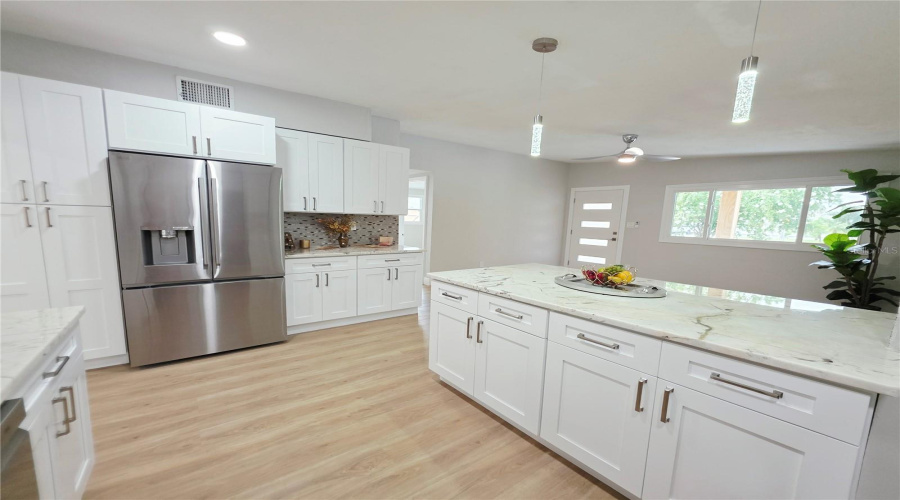 St Petersburg, Florida 33703, 4 Bedroom Bedrooms, ,2 Bathroombathrooms,Residential,For Sale,Davison,0,Mfrtb8536409
