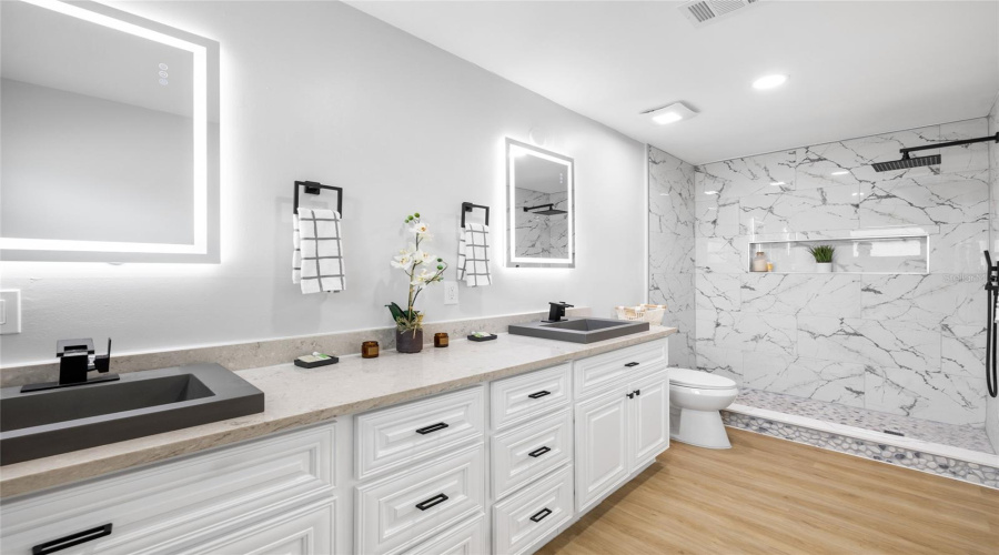 St Petersburg, Florida 33703, 4 Bedroom Bedrooms, ,2 Bathroombathrooms,Residential,For Sale,Davison,0,Mfrtb8536409
