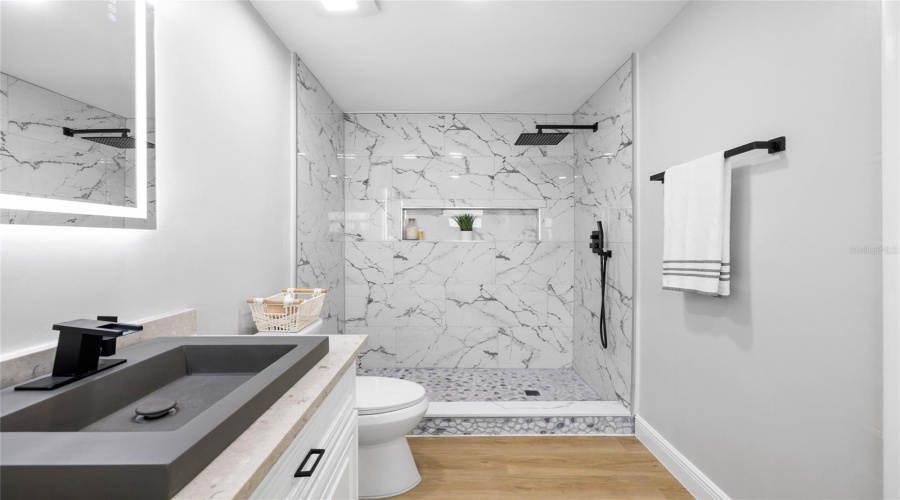 St Petersburg, Florida 33703, 4 Bedroom Bedrooms, ,2 Bathroombathrooms,Residential,For Sale,Davison,0,Mfrtb8536409