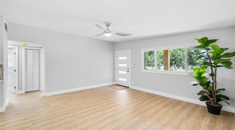St Petersburg, Florida 33703, 4 Bedroom Bedrooms, ,2 Bathroombathrooms,Residential,For Sale,Davison,0,Mfrtb8536409