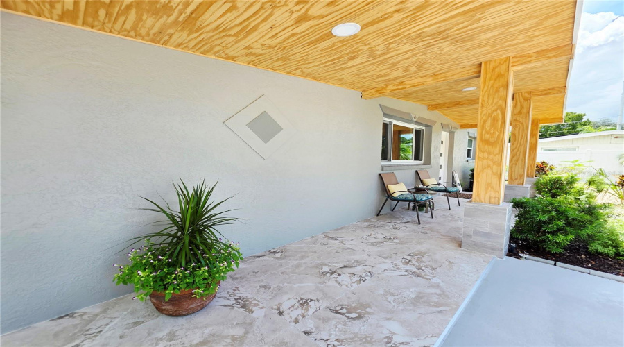St Petersburg, Florida 33703, 4 Bedroom Bedrooms, ,2 Bathroombathrooms,Residential,For Sale,Davison,0,Mfrtb8536409