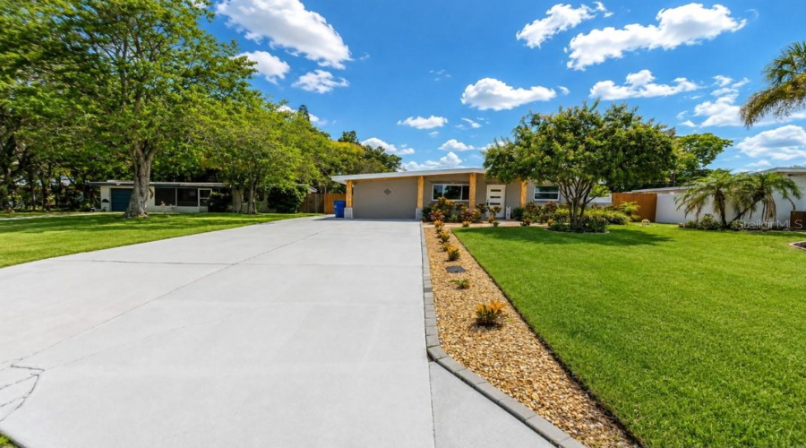 St Petersburg, Florida 33703, 4 Bedroom Bedrooms, ,2 Bathroombathrooms,Residential,For Sale,Davison,0,Mfrtb8536409