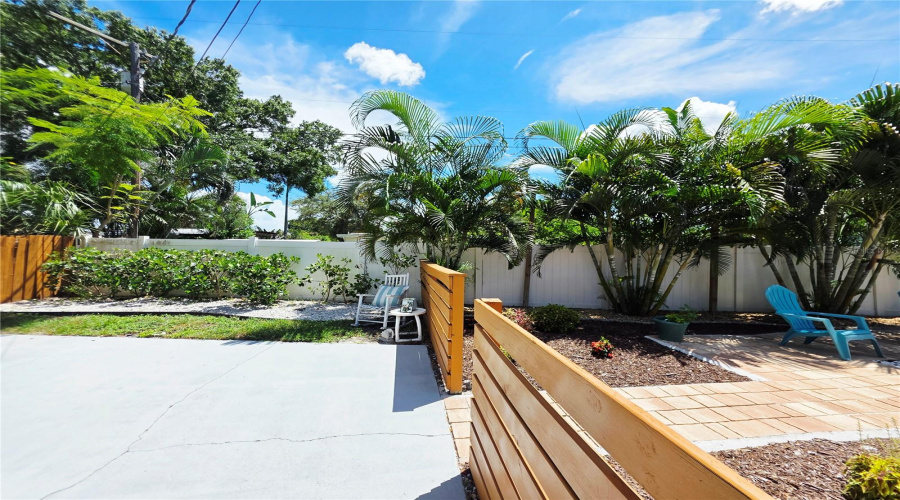 St Petersburg, Florida 33703, 4 Bedroom Bedrooms, ,2 Bathroombathrooms,Residential,For Sale,Davison,0,Mfrtb8536409