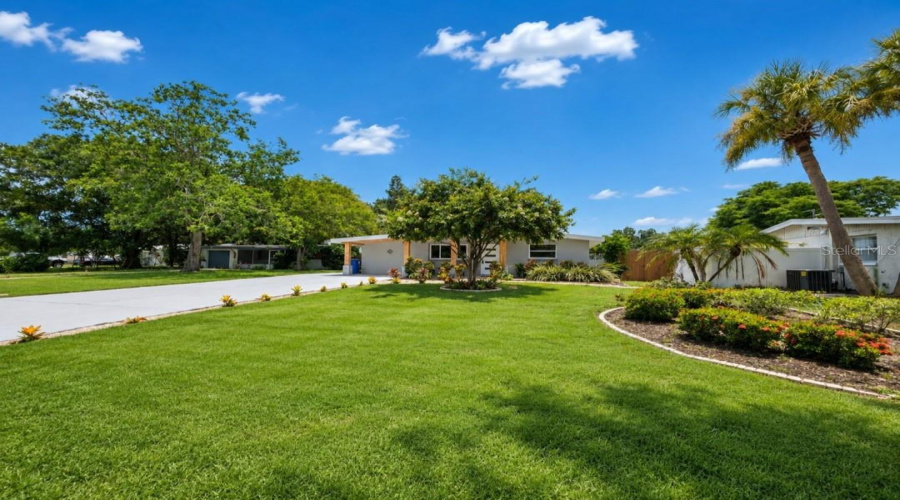 St Petersburg, Florida 33703, 4 Bedroom Bedrooms, ,2 Bathroombathrooms,Residential,For Sale,Davison,0,Mfrtb8536409