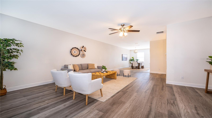 Orlando, Florida 32832, 4 Bedroom Bedrooms, ,3 Bathroombathrooms,Residential,For Sale,Town Lake,0,Mfro6413589