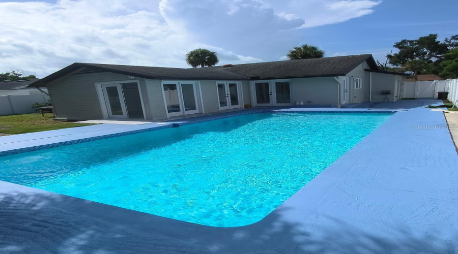 Tampa, Florida 33634, 4 Bedroom Bedrooms, ,3 Bathroombathrooms,Residential,For Sale,Fountain,0,Mfrtb8531380