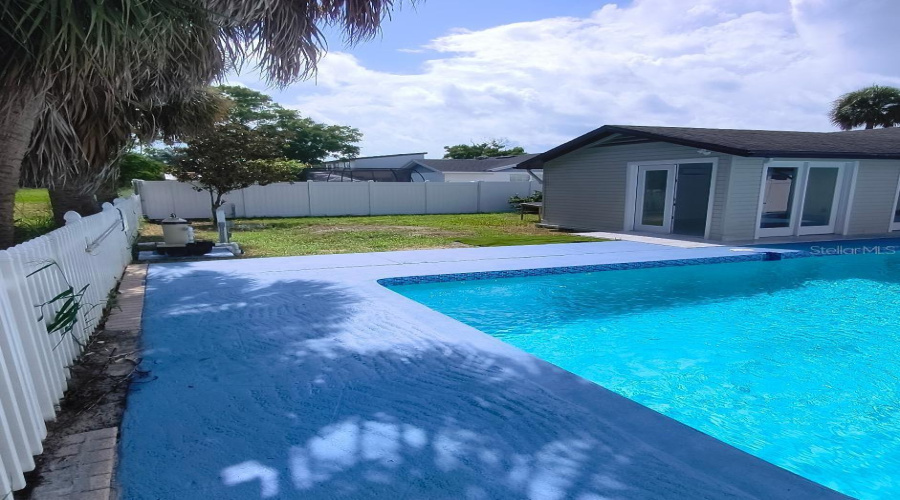 Tampa, Florida 33634, 4 Bedroom Bedrooms, ,3 Bathroombathrooms,Residential,For Sale,Fountain,0,Mfrtb8531380