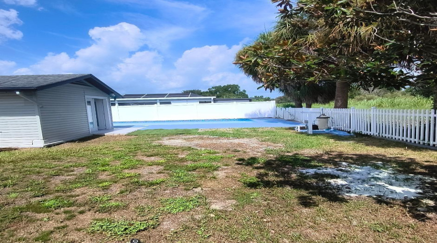 Tampa, Florida 33634, 4 Bedroom Bedrooms, ,3 Bathroombathrooms,Residential,For Sale,Fountain,0,Mfrtb8531380